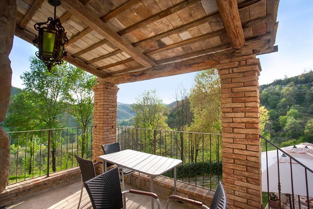 Country House Villa La Farfalla Pietralunga  Extérieur photo