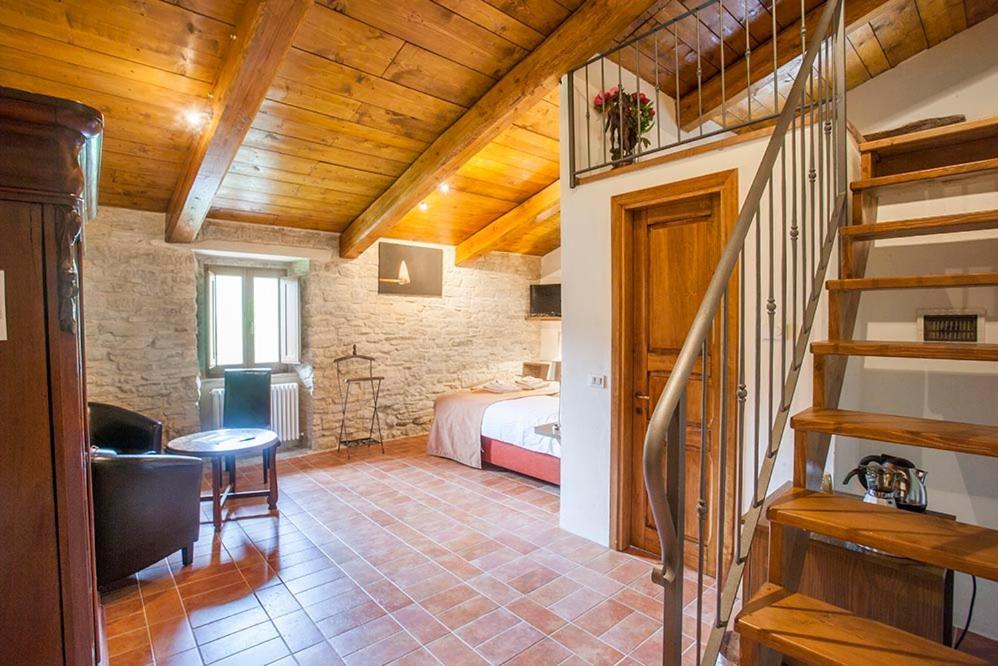 Country House Villa La Farfalla Pietralunga  Extérieur photo