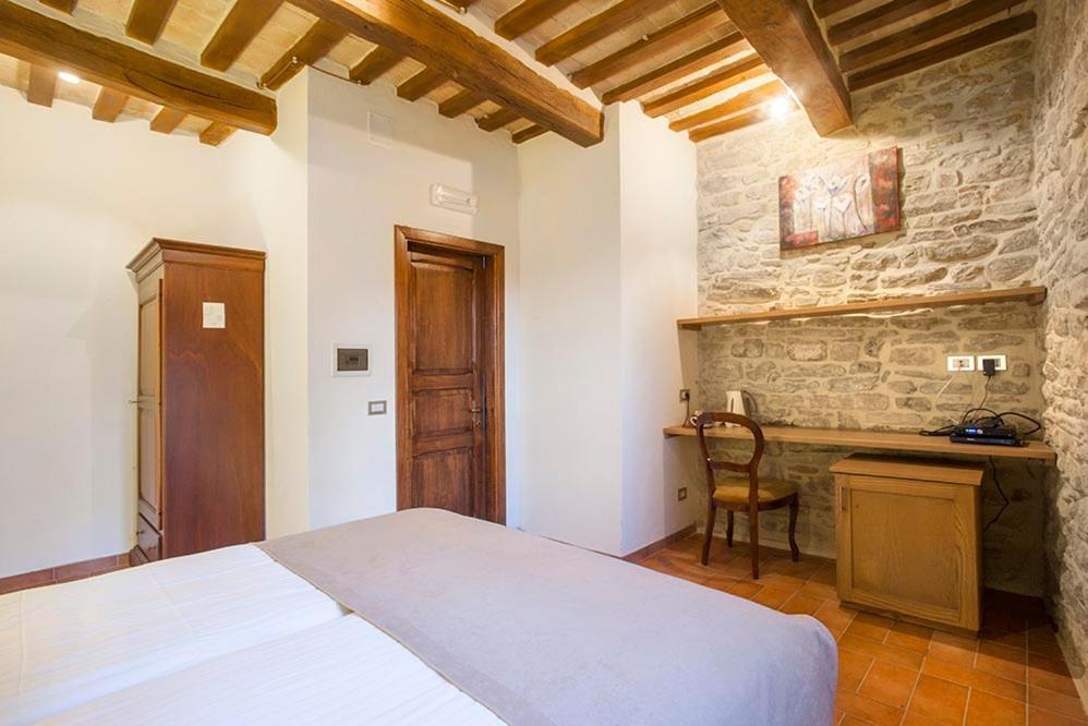 Country House Villa La Farfalla Pietralunga  Extérieur photo