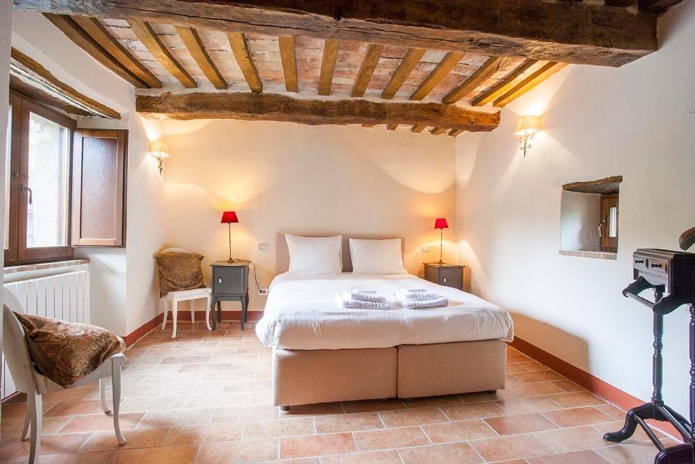 Country House Villa La Farfalla Pietralunga  Extérieur photo